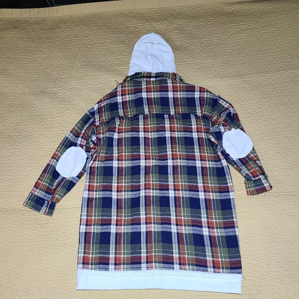 Shop Stevie deconstructed flannel oversized hooded shacket jacket size L - Picture 10 of 12